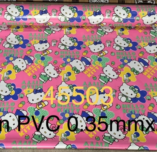 Tấm trải sàn TQ 0.35mm 45503 ( hello kitty hồng) 