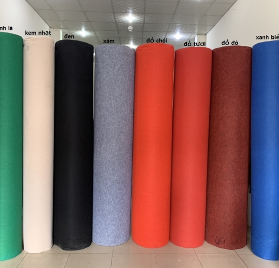 Thảm len sự kiện  loại mỏng đỏ xám gân 2m x 50 m/cuộn